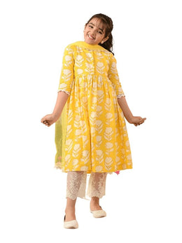 girls-kurti-sets
